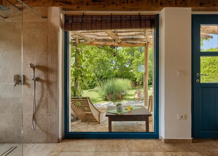 Paradiso By Guide * Umag