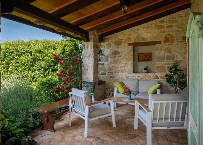 Villa Paradiso By Guide