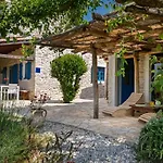 Paradiso By Guide Villa *