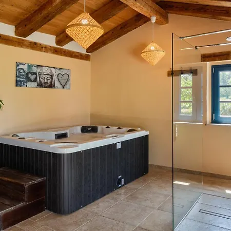 Villa Paradiso By Guide *