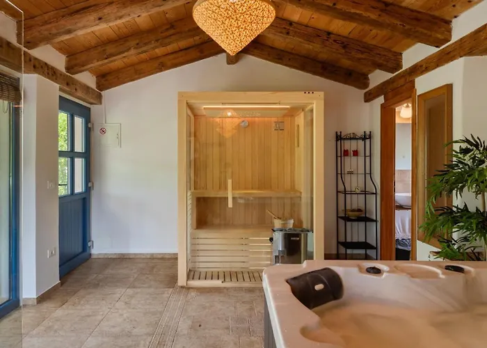 Paradiso By Guide * Umag