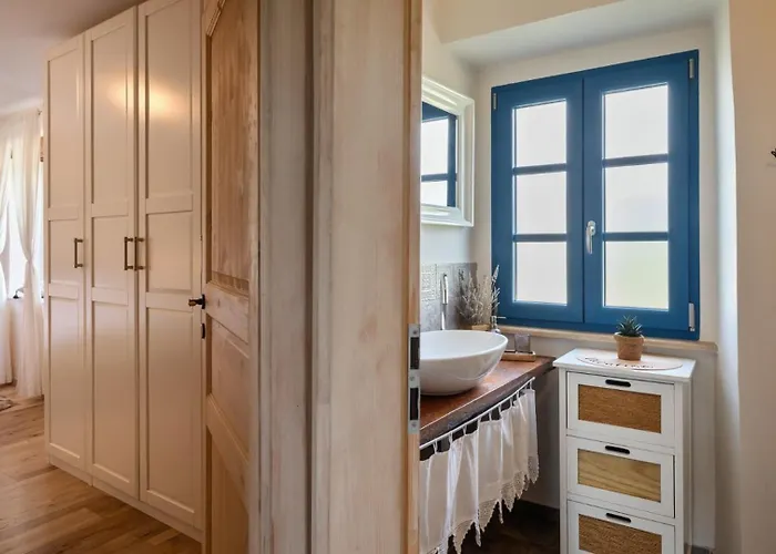 Paradiso By Guide * Umag